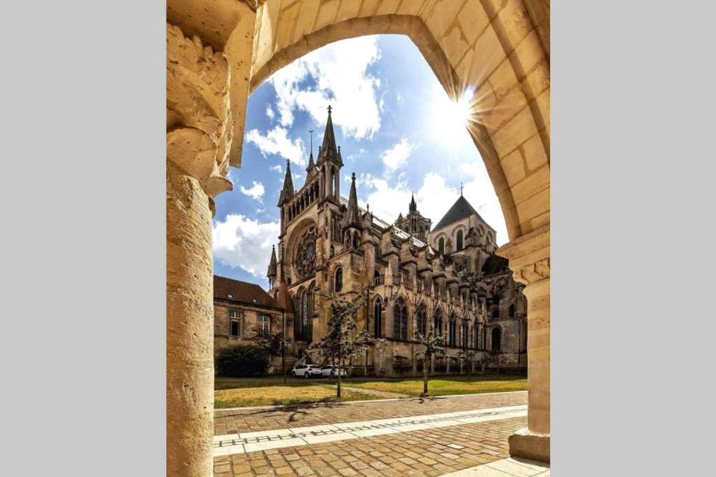 דירות לאון Au Coeur De La Cite Medievale מראה חיצוני תמונה